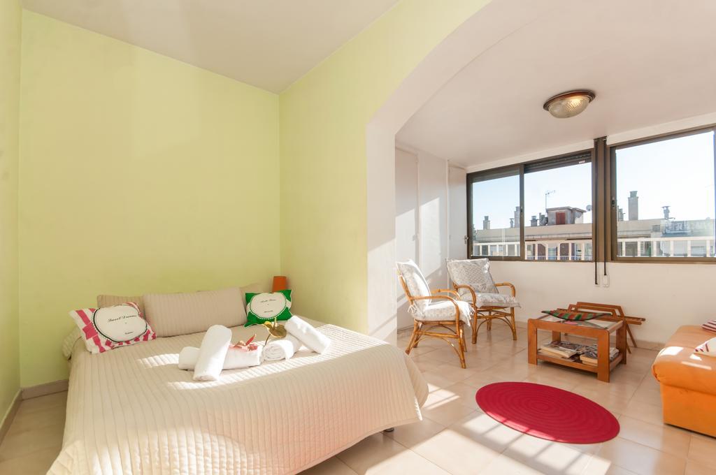 The Sky Dome Appartement Barcelona Kamer foto